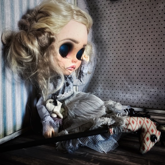 SOLD - Picture 5 of 15